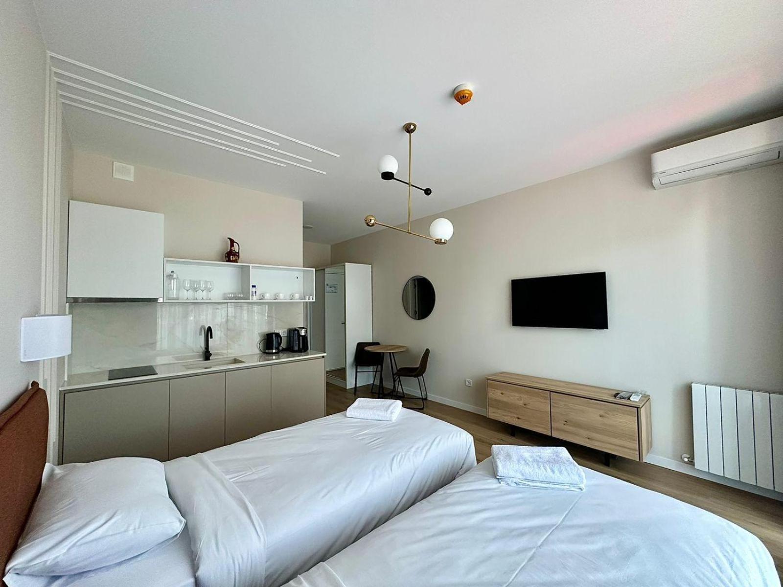 Nova Concierge Aparthotel Batumi Rum bild